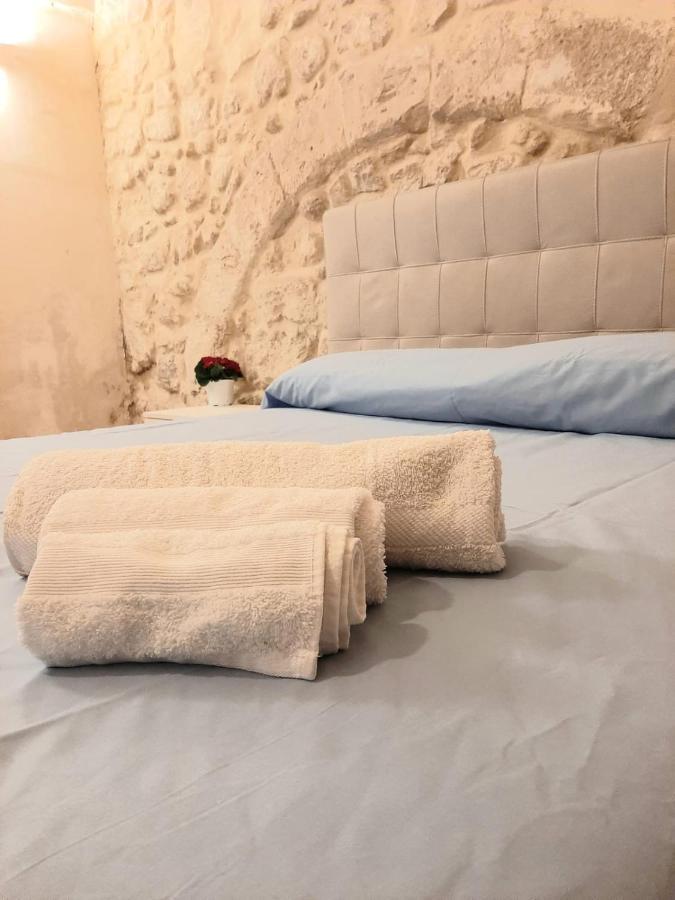 Appartement Dimora Salentina Via Scarambone Lecce Extérieur photo
