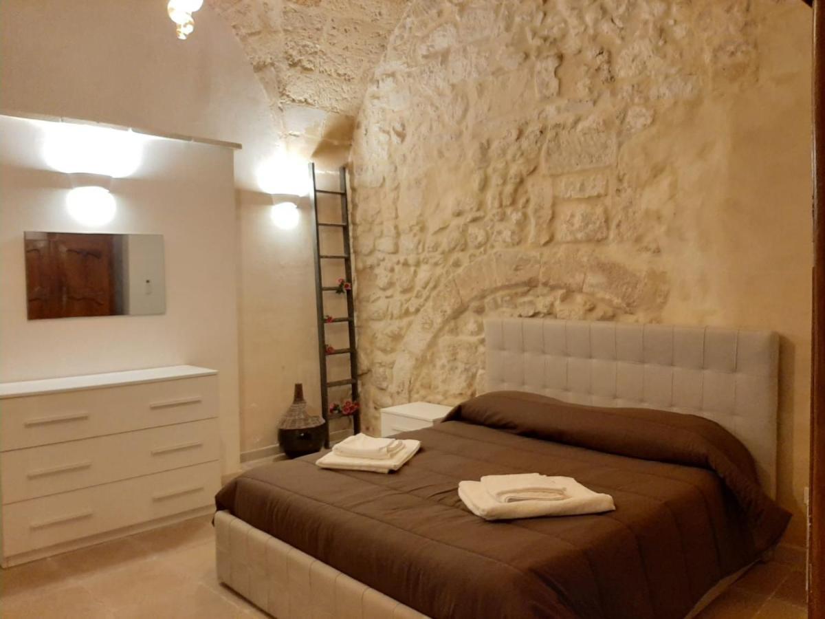 Appartement Dimora Salentina Via Scarambone Lecce Extérieur photo